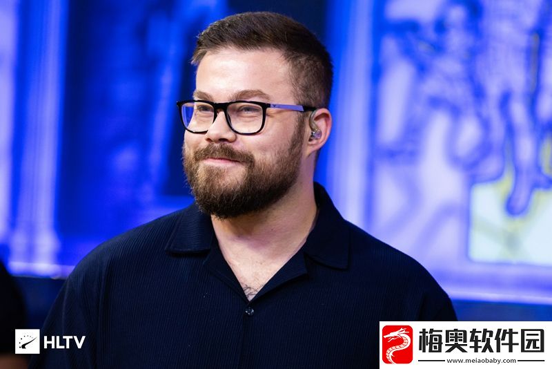 BanKs谈采访Zeus：我是第一个用英语采访他的人