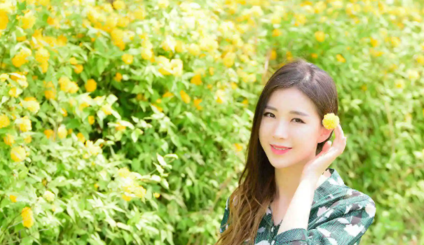 大炕上婬荡交换乱婬：探索生活中的小确幸