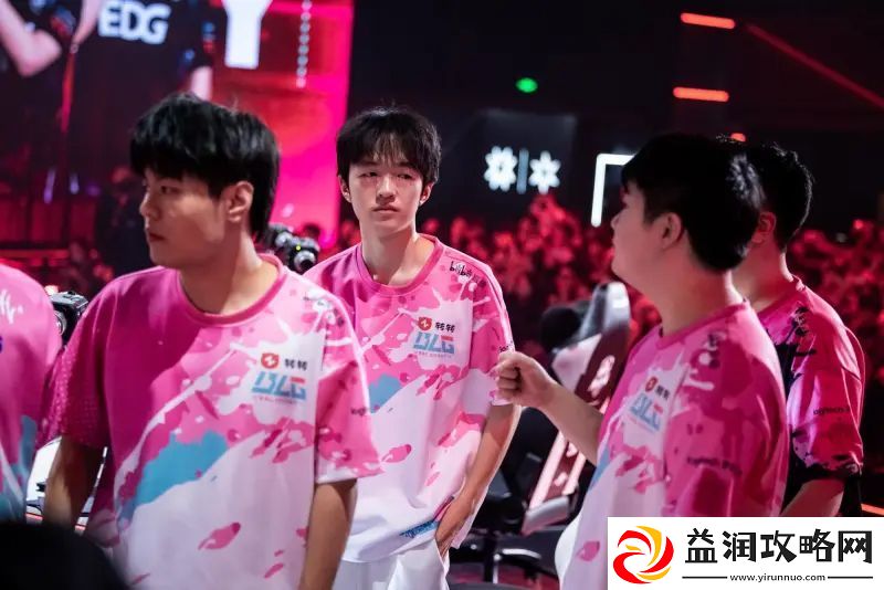 BLG发布对阵EDG赛后返图并配文：辛苦了