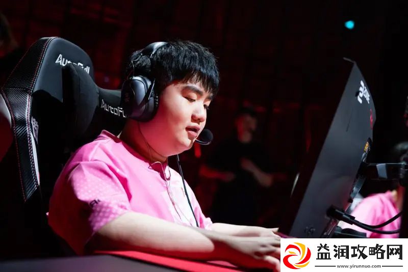BLG发布对阵EDG赛后返图并配文