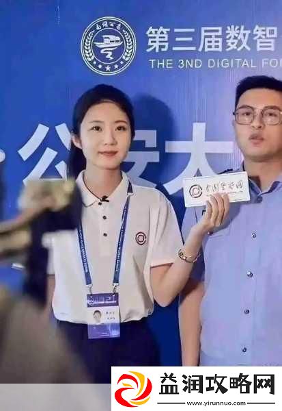 51吃瓜张津瑜：1.-张津瑜揭秘：络吃瓜文化的背后真相