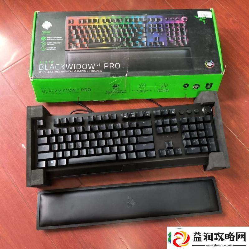 黑寡妇毒键盘-潮流界的神秘操纵者